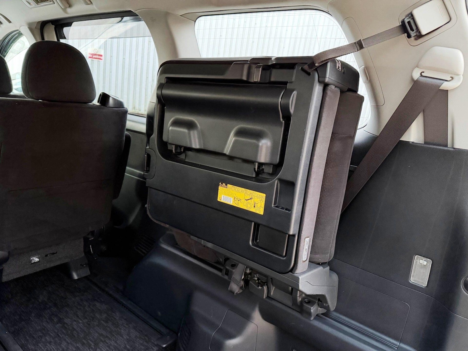 Used Toyota Vellfire 2022 for sale - 77237631: Photo 30