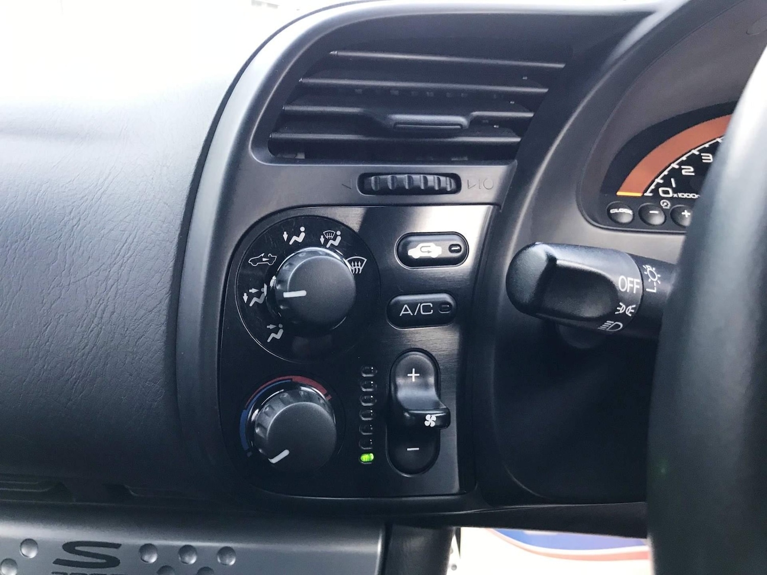 Vehicle 28