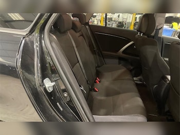 Used Toyota Avensis 2014 for sale - 76136323: Photo 3