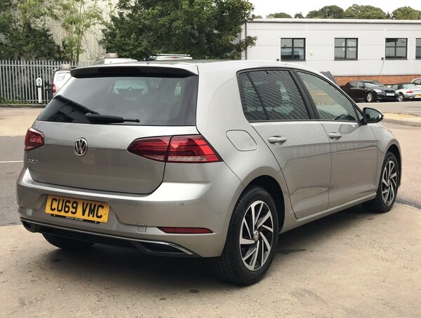 Used Volkswagen Golf 2019 for sale - 74974750: Photo 2