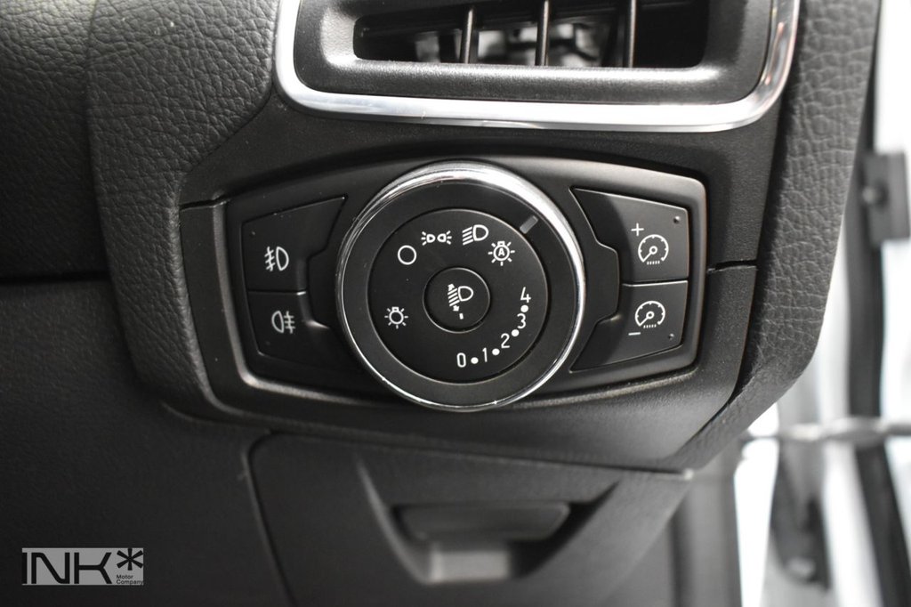Used Ford Focus 2012 for sale - 76376091: Photo 23