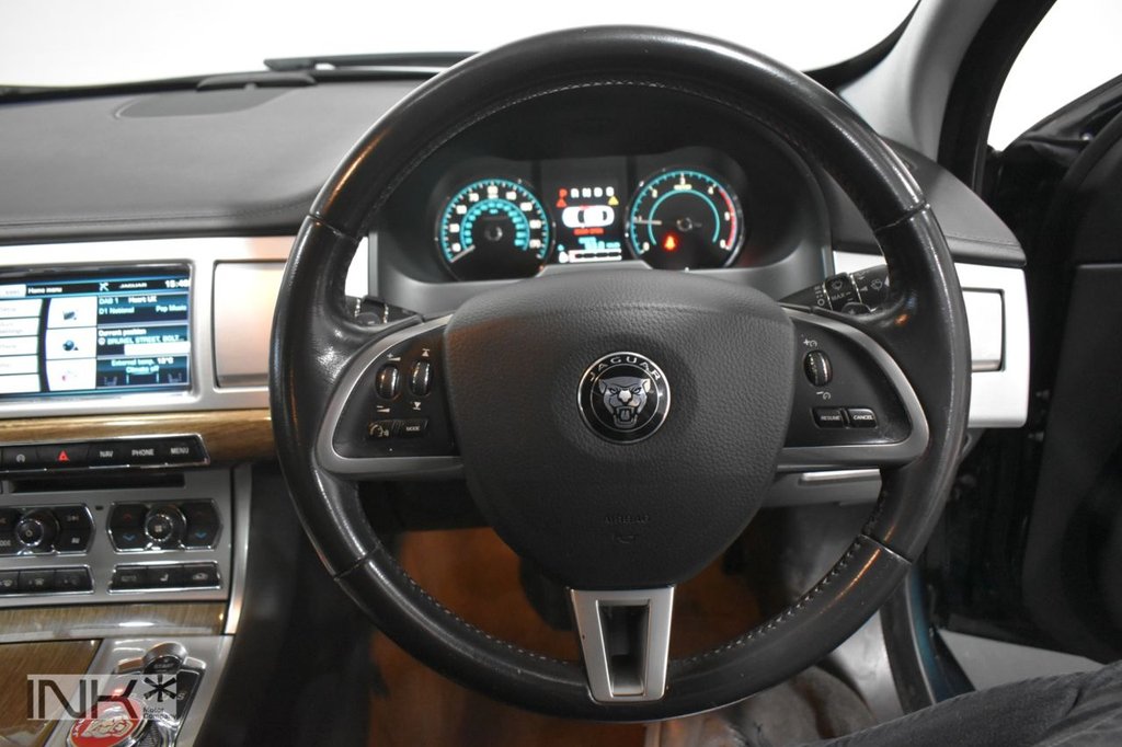 Used Jaguar XF 2014 for sale - 76470492: Photo 16