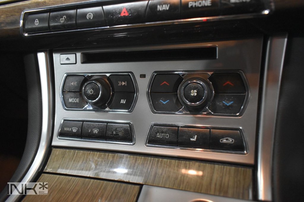 Used Jaguar XF 2014 for sale - 76470492: Photo 27