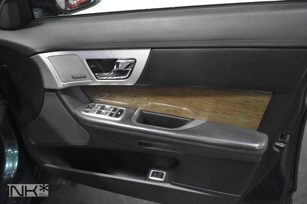 Used Jaguar XF 2014 for sale - 76470492: Photo 37