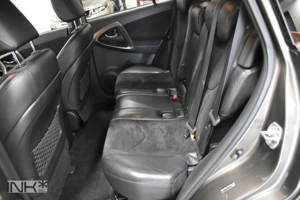 Used Toyota RAV4 2010 for sale - 78124674: Photo 14