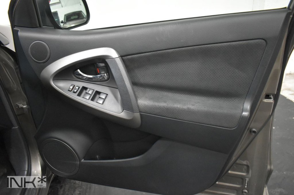 Used Toyota RAV4 2010 for sale - 78124674: Photo 31