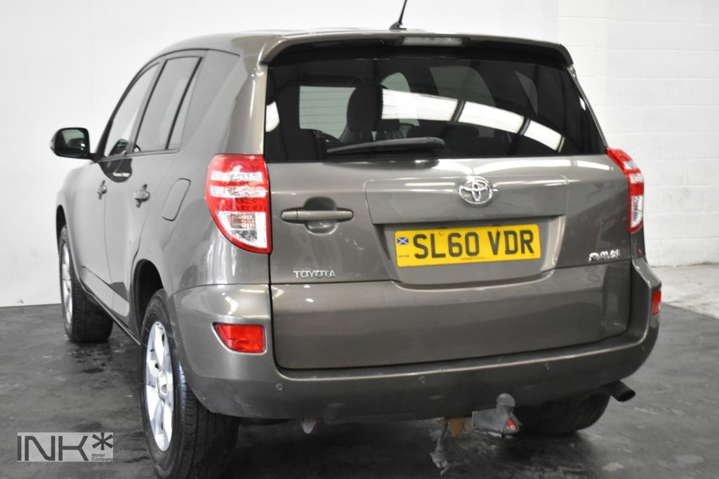 Used Toyota RAV4 2010 for sale - 78124674: Photo 9