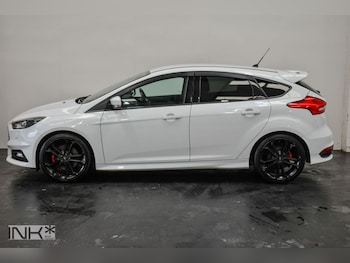 Used Ford Focus 2017 for sale - 76236111: Photo