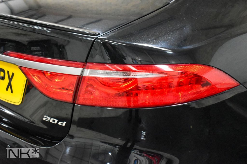 Used Jaguar XF 2017 for sale - 76665757: Photo 32