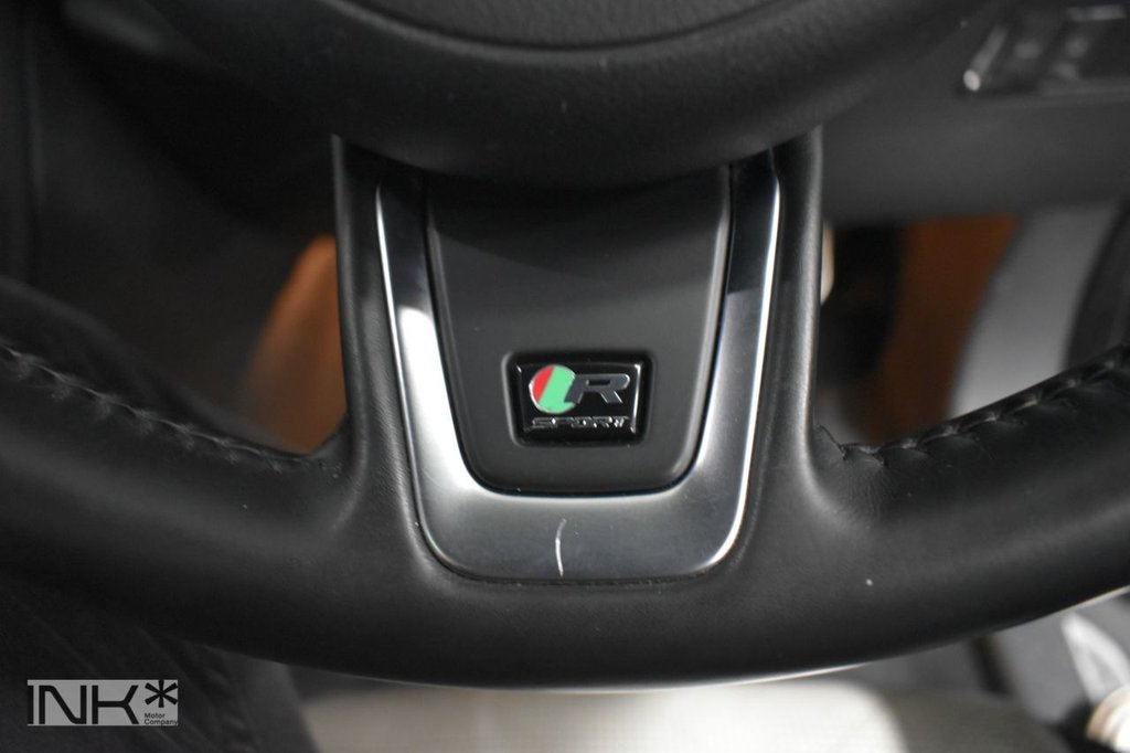 Used Jaguar F-Pace 2016 for sale - 78212719: Photo 26