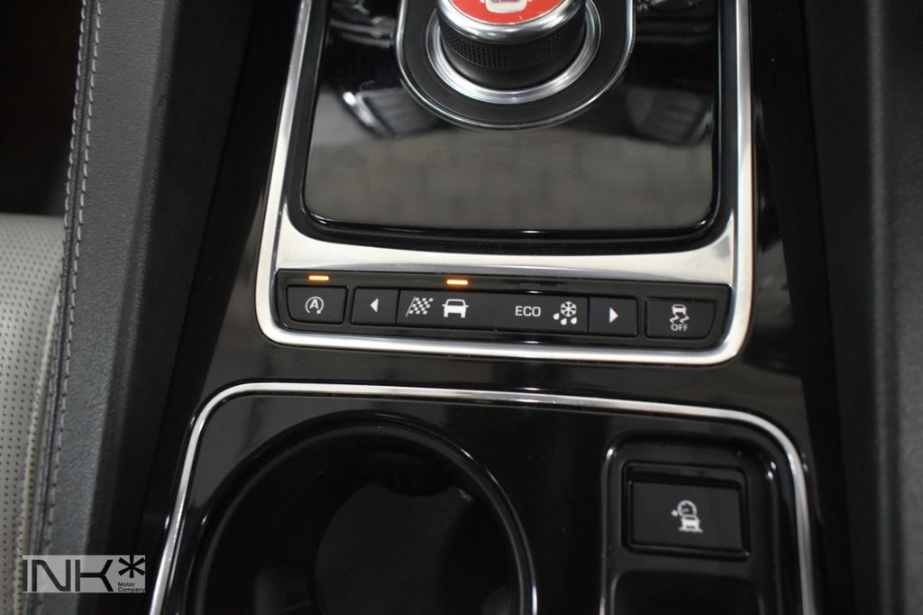 Used Jaguar F-Pace 2016 for sale - 78212719: Photo 30