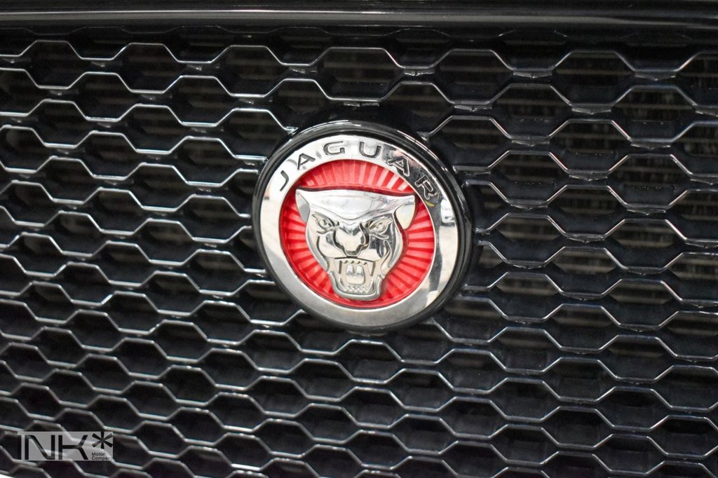 Used Jaguar F-Pace 2016 for sale - 78212719: Photo 40