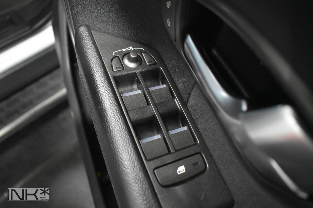 Used Land Rover Range Rover Evoque 2017 for sale - 76470493: Photo 39