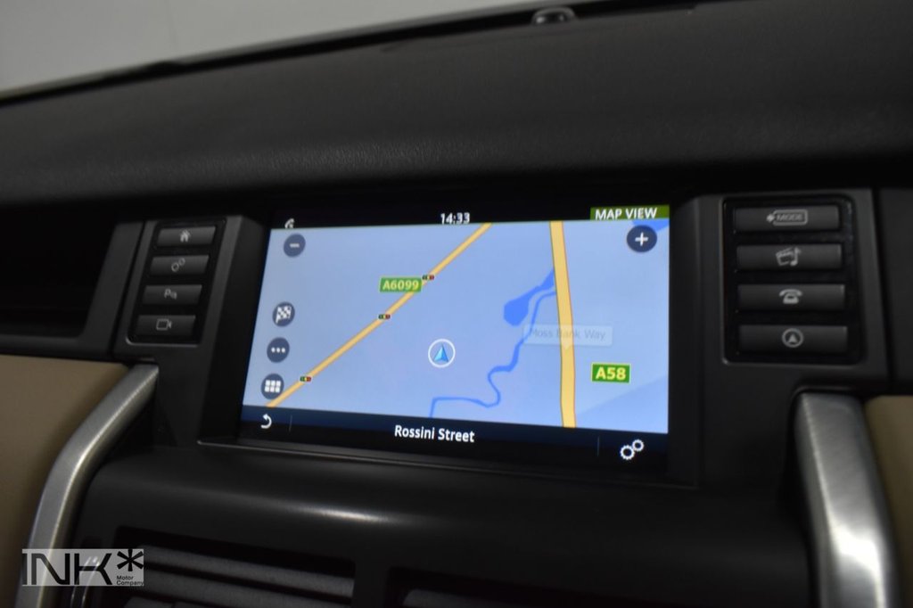 Used Land Rover Discovery Sport 2015 for sale - 77341444: Photo 25