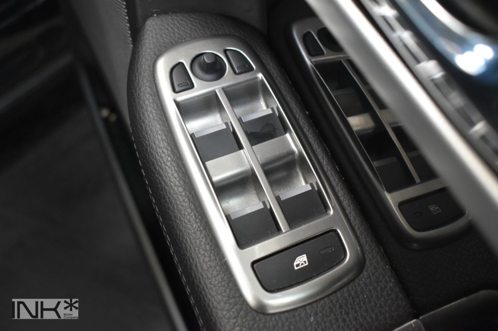 Used Jaguar XF 2015 for sale - 76245151: Photo 32