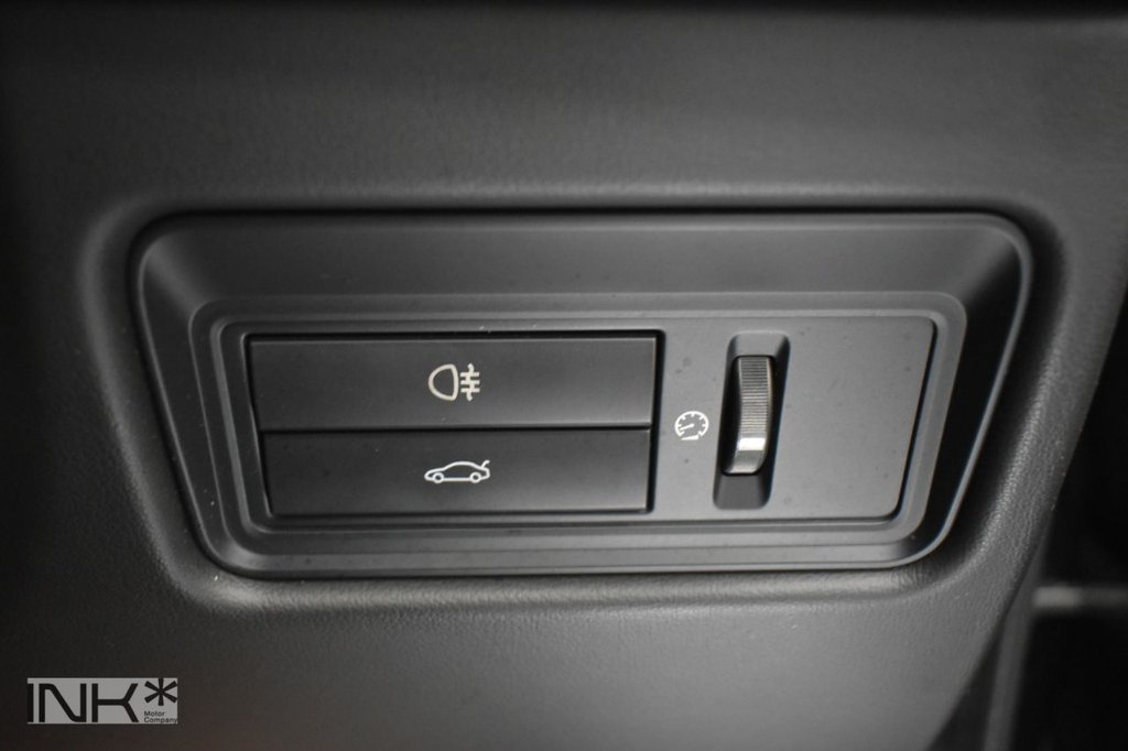 Used Jaguar XF 2015 for sale - 76245151: Photo 41