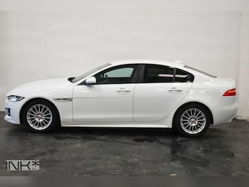 Used Jaguar XE 2017 for sale - 78514304: Photo