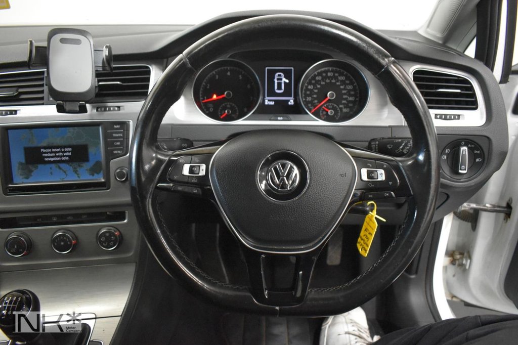 Used Volkswagen Golf 2015 for sale - 76210200: Photo 17