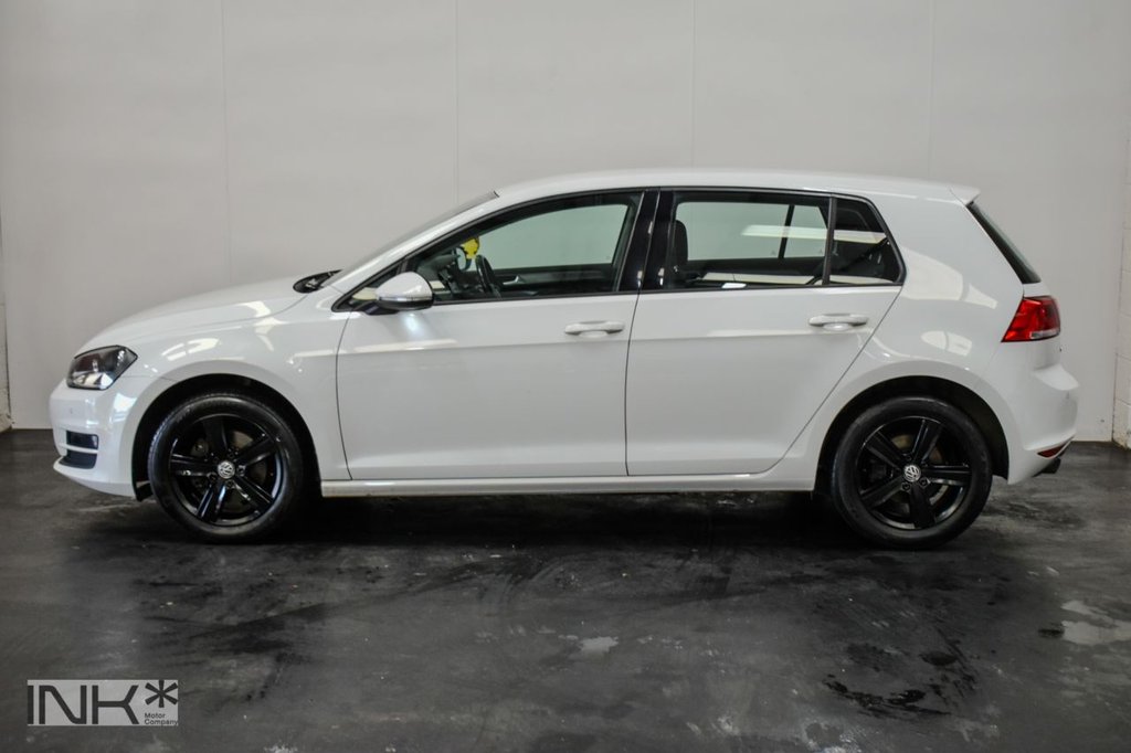 Used Volkswagen Golf 2015 for sale - 76210200: Photo 2