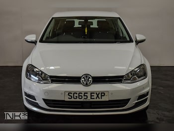 Used Volkswagen Golf 2015 for sale - 76210200: Photo