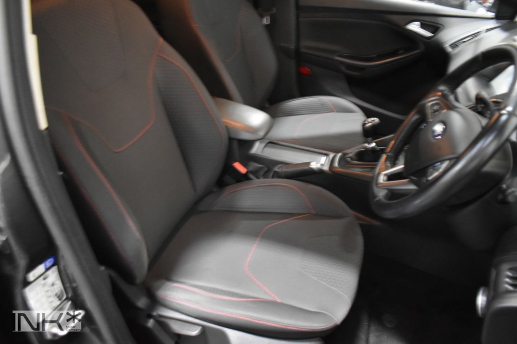 Used Ford Focus 2016 for sale - 76923196: Photo 12