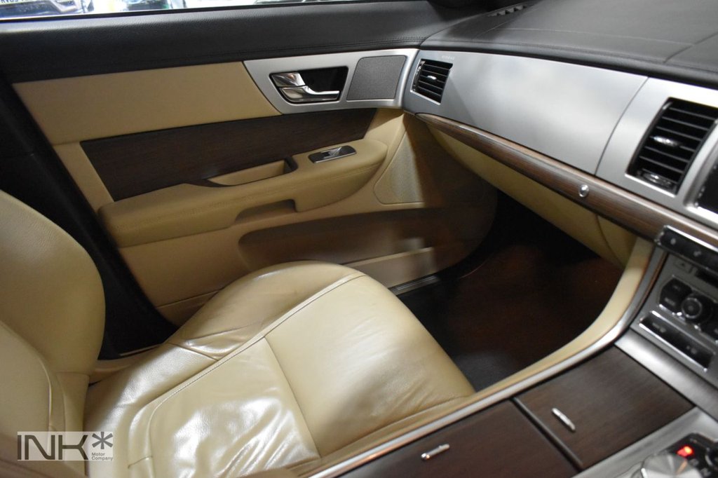 Used Jaguar XF 2014 for sale - 77792091: Photo 41