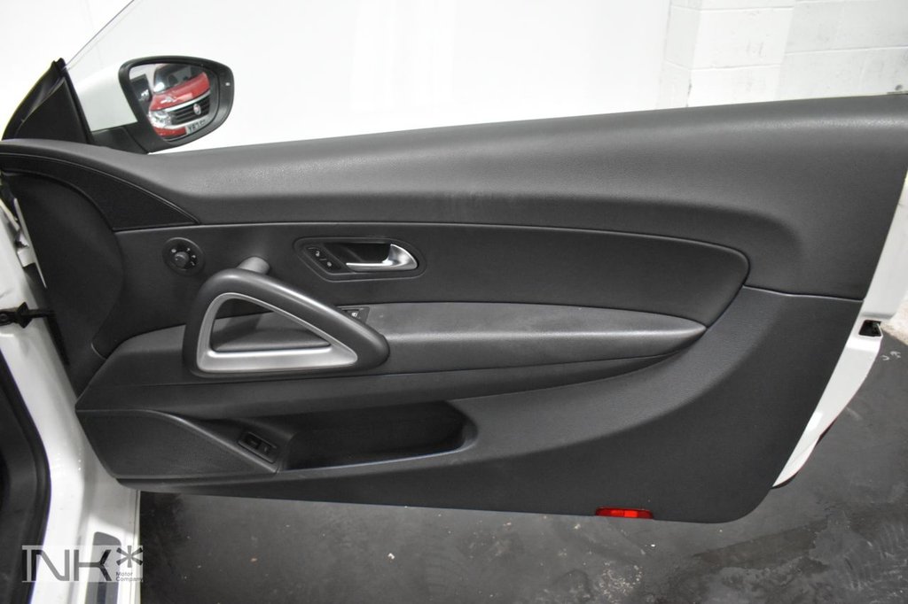 Used Volkswagen Scirocco 2013 for sale - 77301798: Photo 31