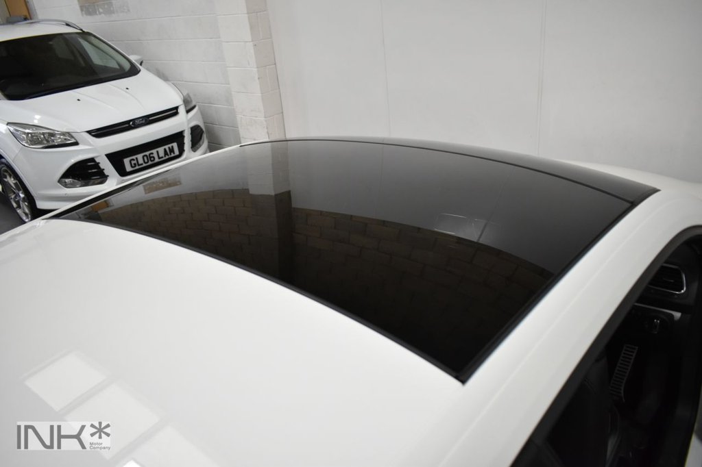 Used Volkswagen Scirocco 2013 for sale - 77301798: Photo 36