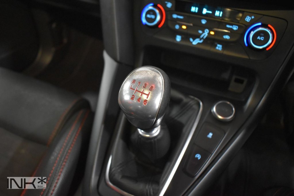 Used Ford Focus 2017 for sale - 76470396: Photo 25