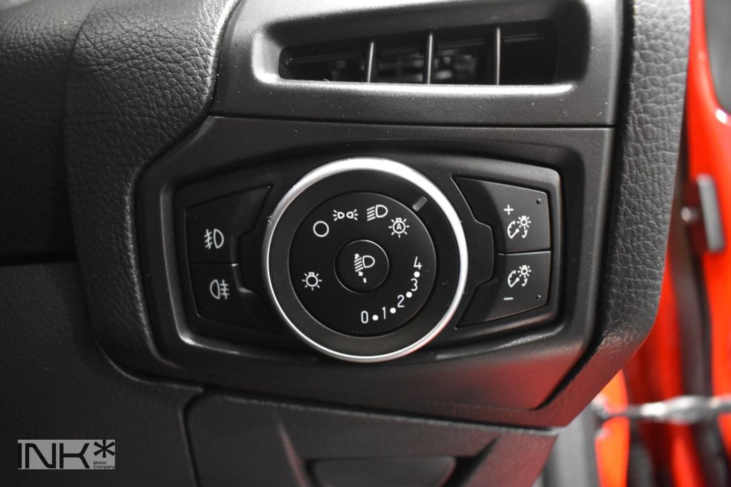 Used Ford Focus 2017 for sale - 76470396: Photo 26