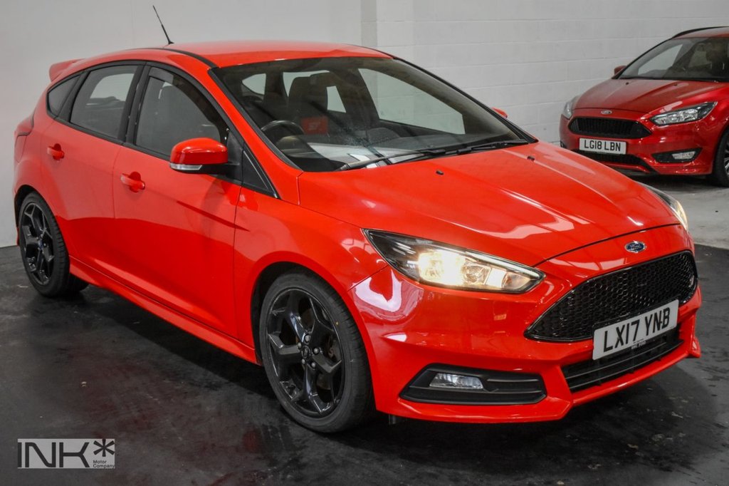 Used Ford Focus 2017 for sale - 76470396: Photo 3