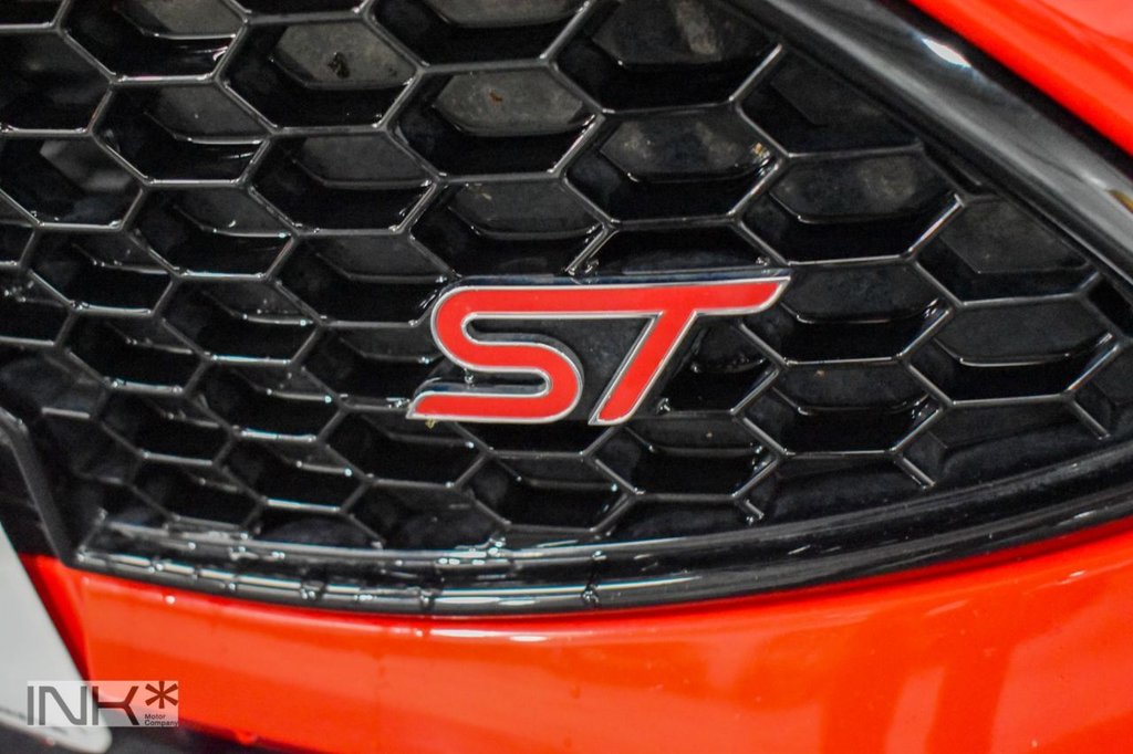 Used Ford Focus 2017 for sale - 76470396: Photo 32