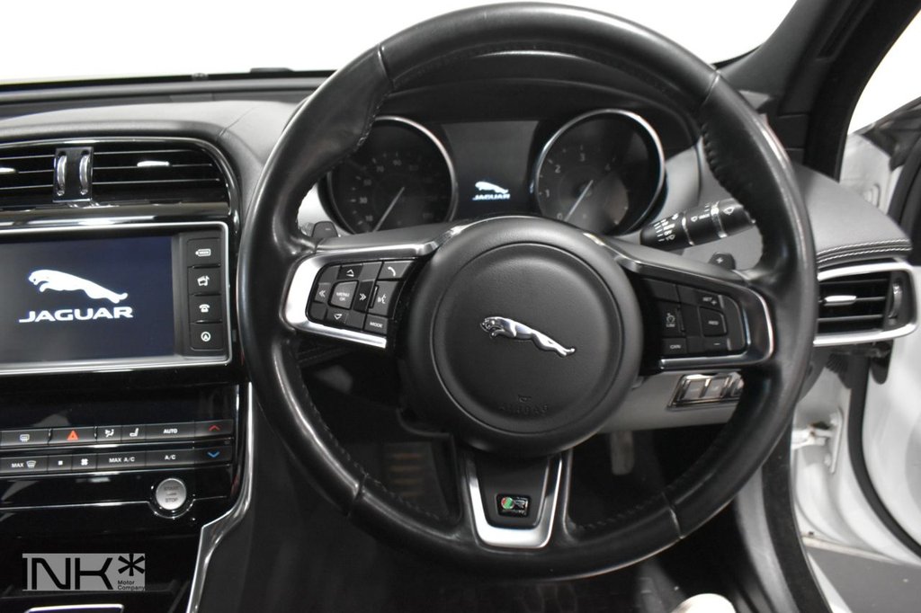 Used Jaguar XE 2016 for sale - 76883254: Photo 17