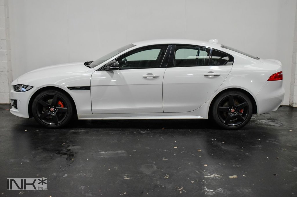 Used Jaguar XE 2016 for sale - 76883254: Photo 2