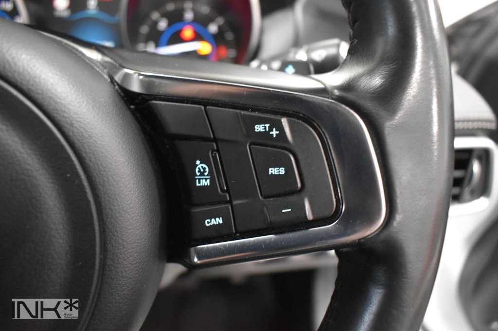 Used Jaguar XE 2016 for sale - 76883254: Photo 23