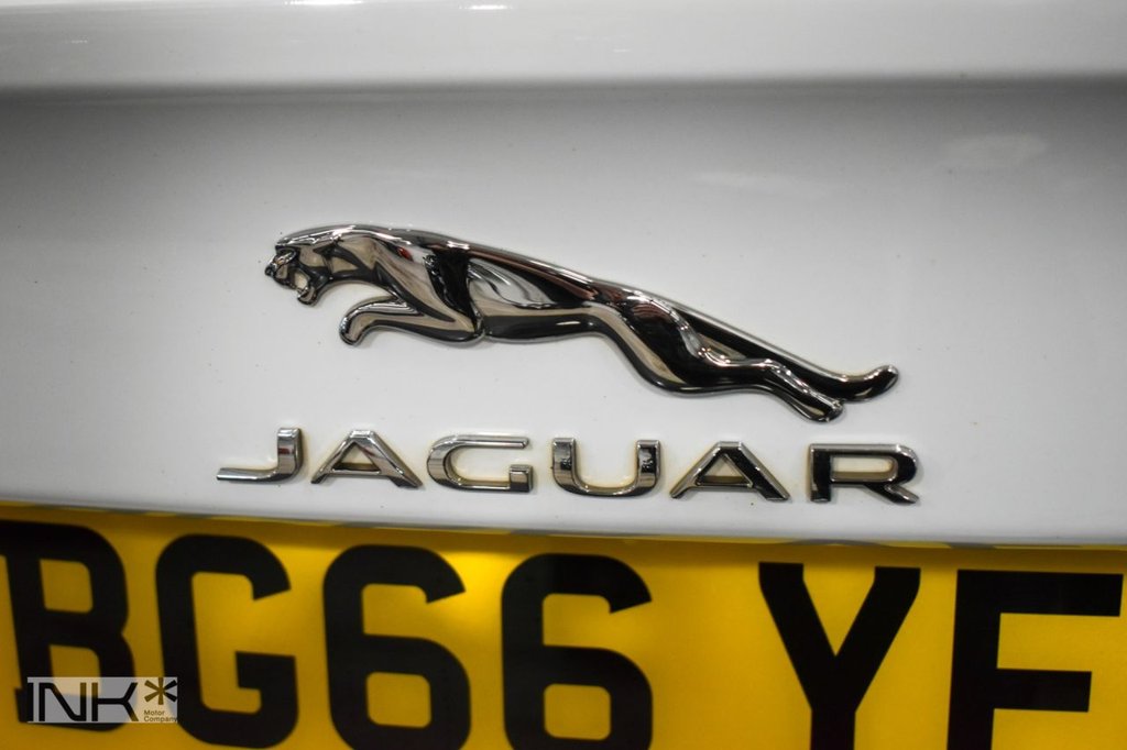 Used Jaguar XE 2016 for sale - 76883254: Photo 30