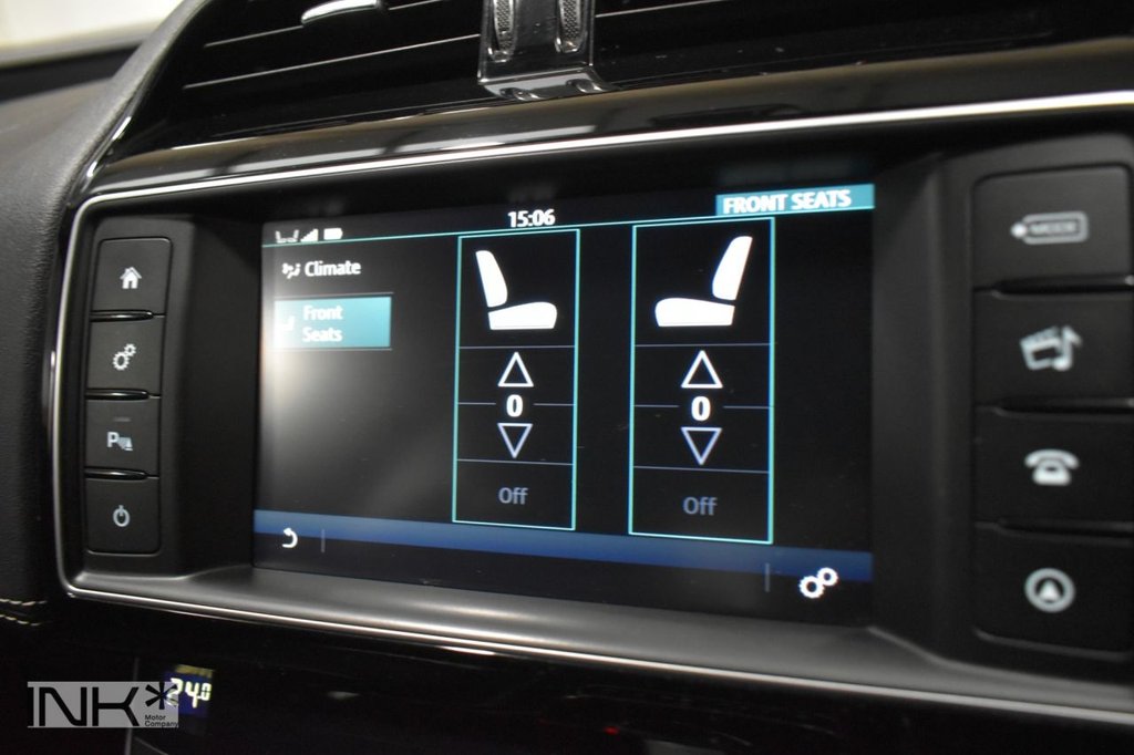 Used Jaguar XE 2016 for sale - 76883254: Photo 33