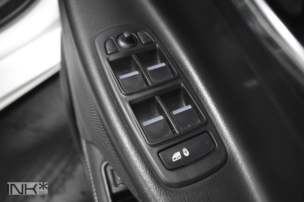 Used Jaguar XE 2016 for sale - 76883254: Photo 40