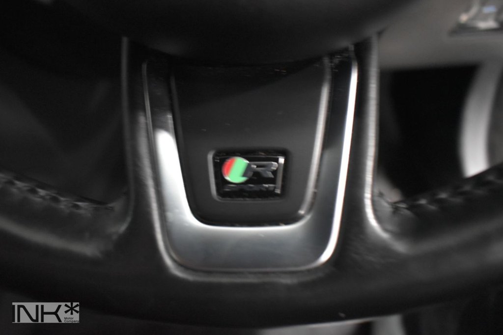 Used Jaguar XE 2016 for sale - 76883254: Photo 44