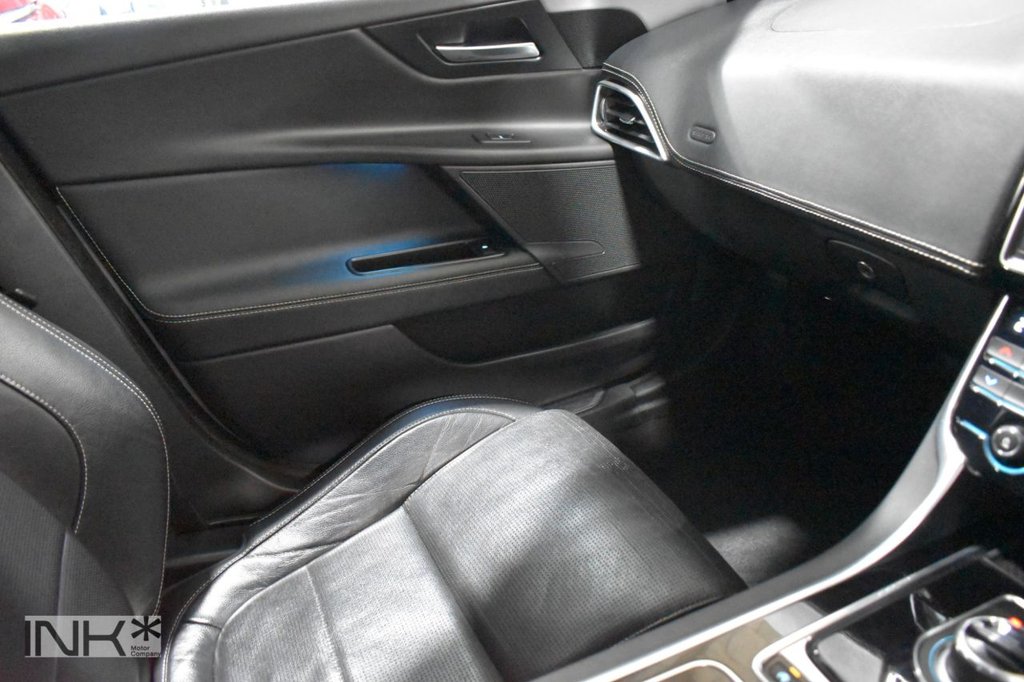 Used Jaguar XE 2016 for sale - 76883254: Photo 46