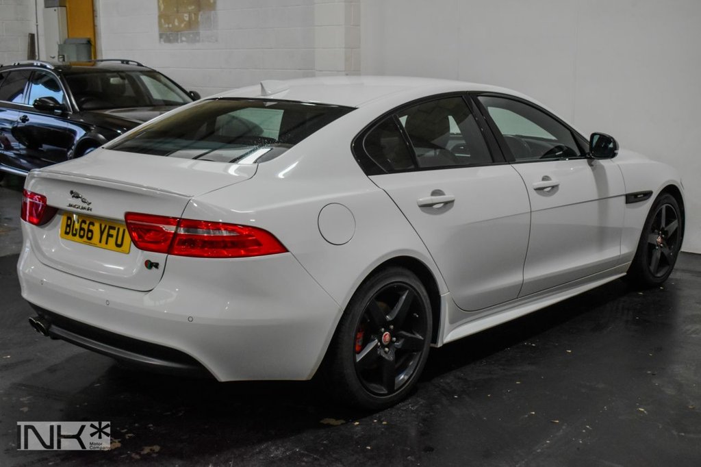 Used Jaguar XE 2016 for sale - 76883254: Photo 6