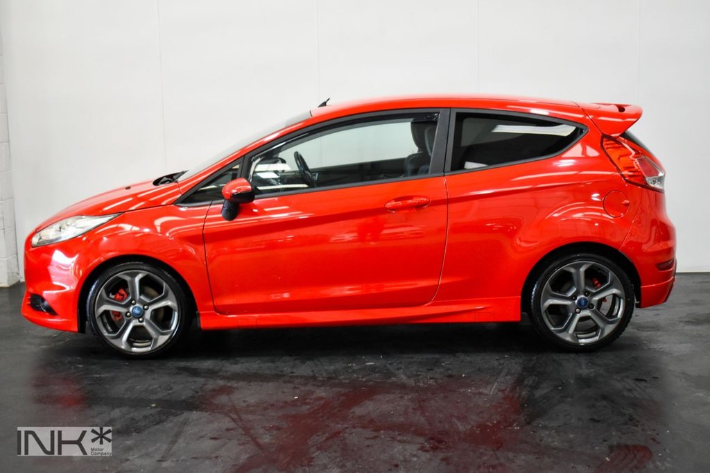 Used Ford Fiesta 2013 for sale - 76245486: Photo 2