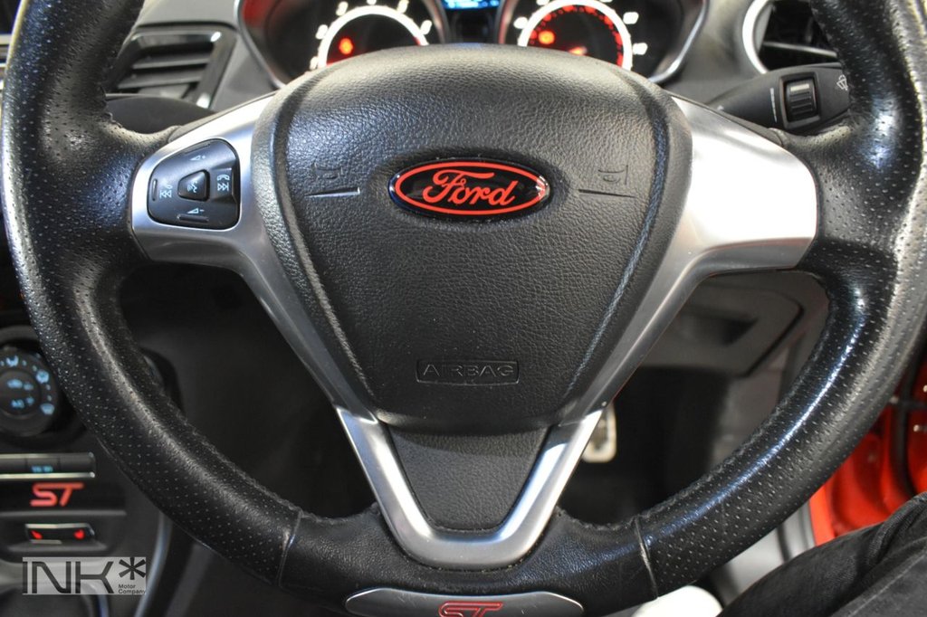 Used Ford Fiesta 2013 for sale - 76245486: Photo 24