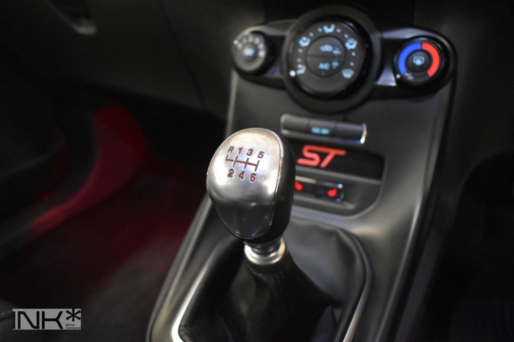 Used Ford Fiesta 2013 for sale - 76245486: Photo 25
