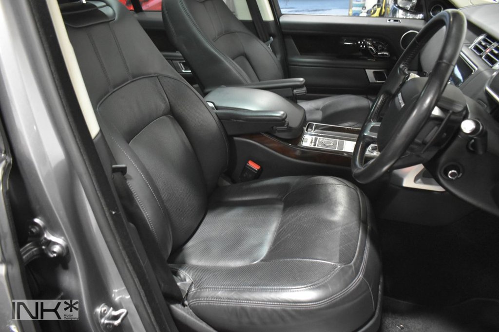 Used Land Rover Range Rover 2021 for sale - 76470200: Photo 12