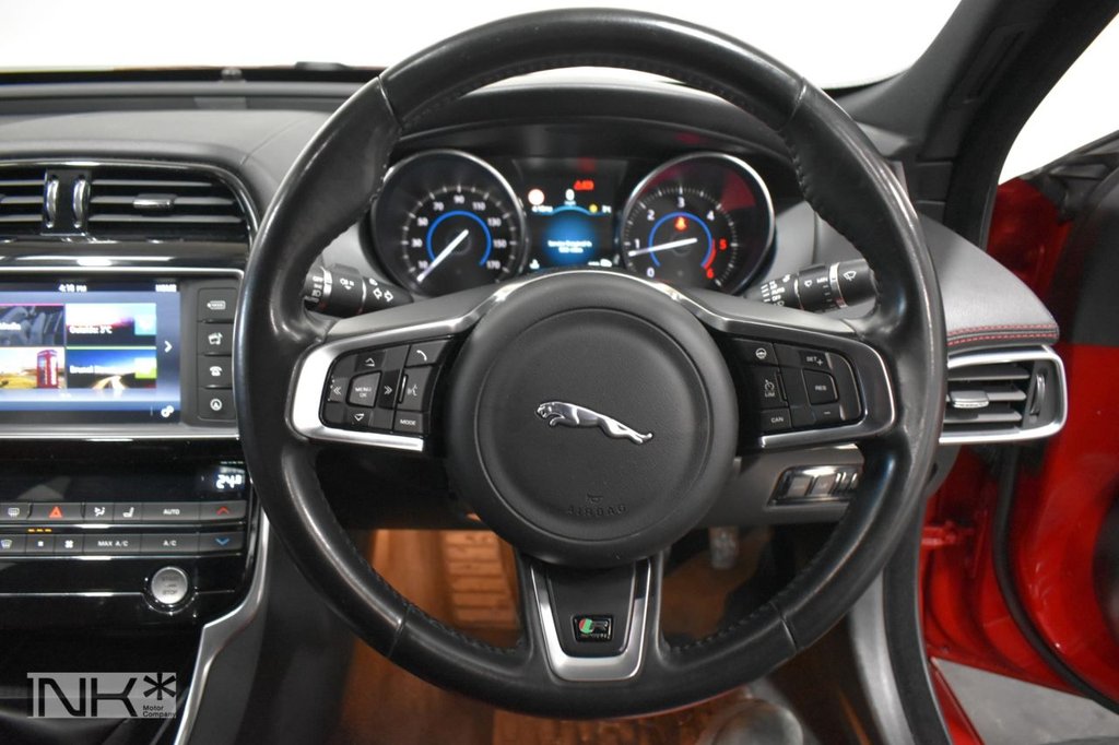 Used Jaguar XE 2016 for sale - 77594152: Photo 21