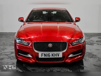 Used Jaguar XE 2016 for sale - 77594152: Photo
