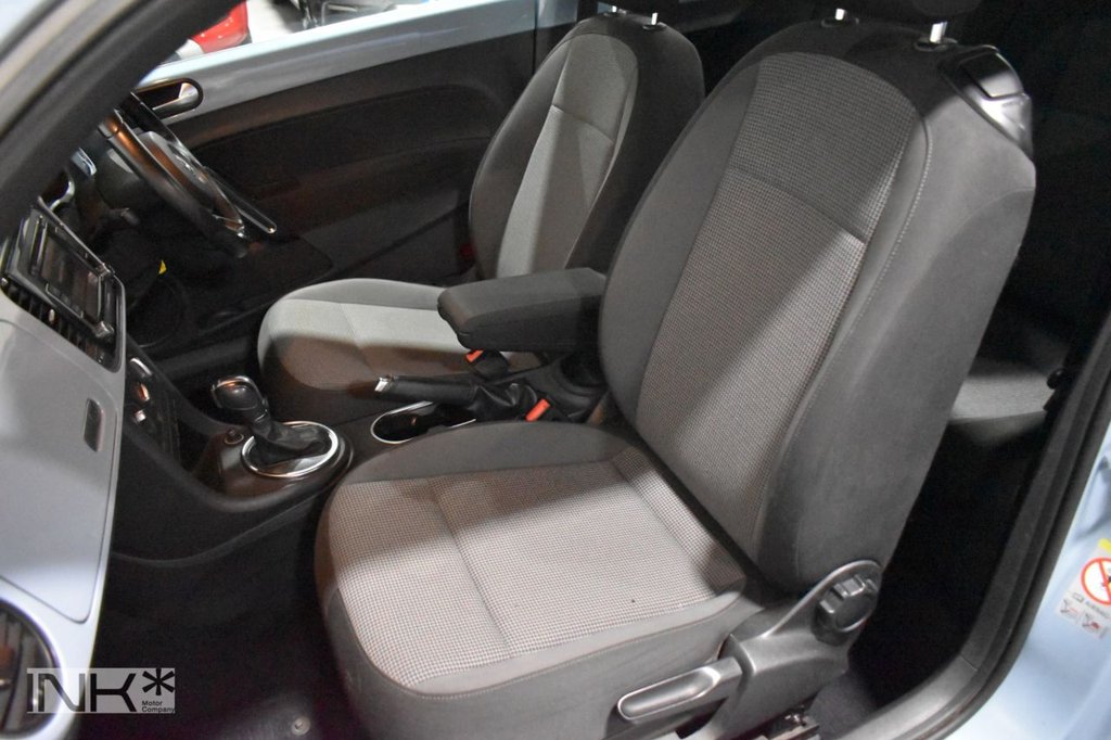 Used Volkswagen Beetle 2013 for sale - 76724657: Photo 13