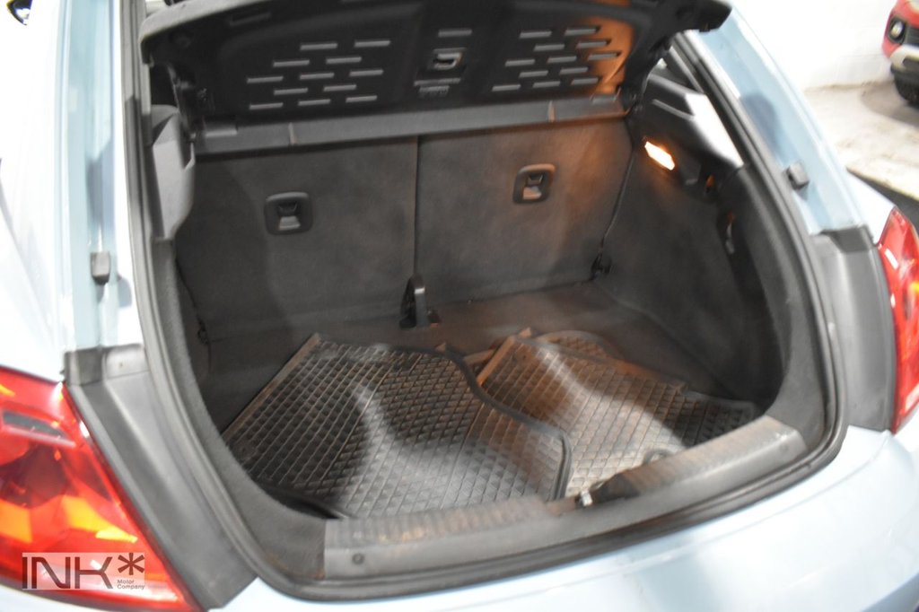 Used Volkswagen Beetle 2013 for sale - 76724657: Photo 32