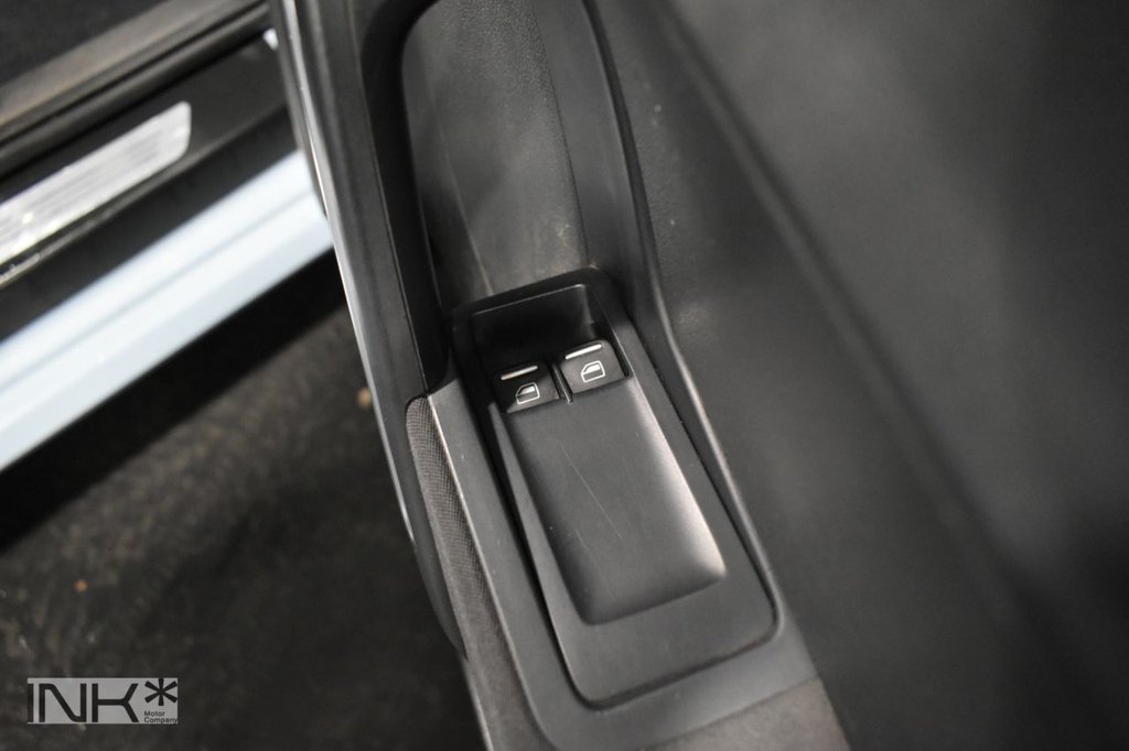 Used Volkswagen Beetle 2013 for sale - 76724657: Photo 34